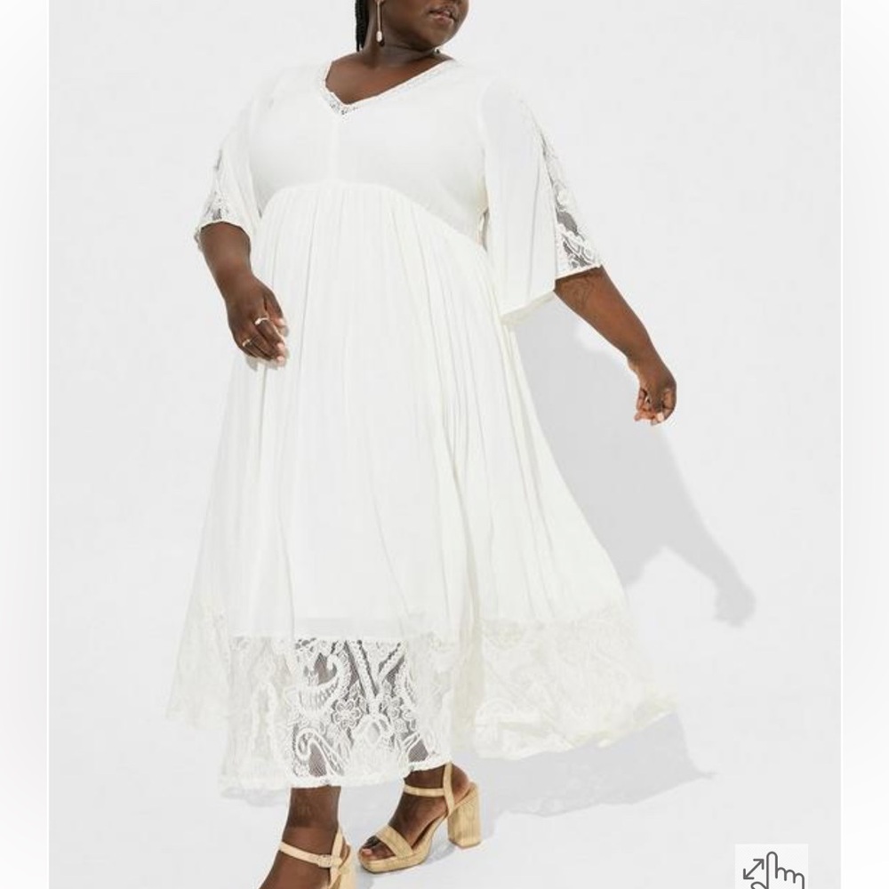 NWT torrid Festi size 2 Gauze and lace boho dress